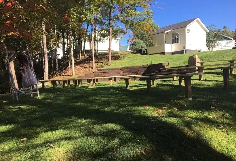 渡假胜地  Merrill Farm Inn