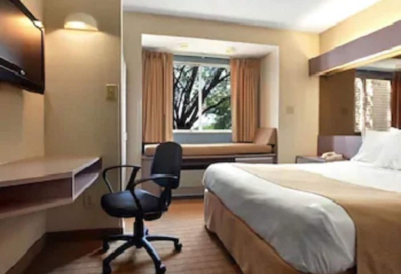 Microtel Inn By Wyndham Lexington