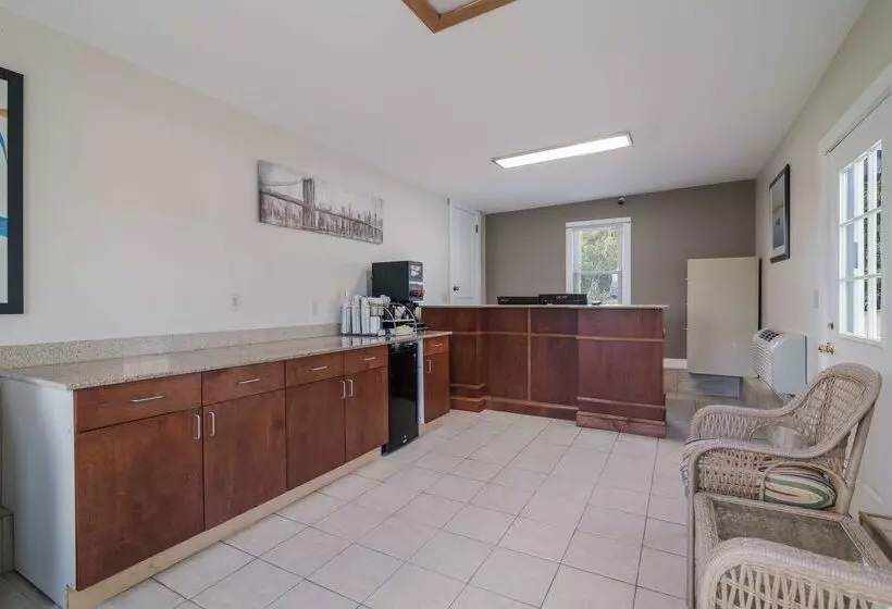 모텔 Americas Best Value Inn Scarborough Portland