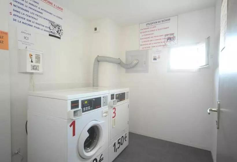 Studilodge   Zola Park