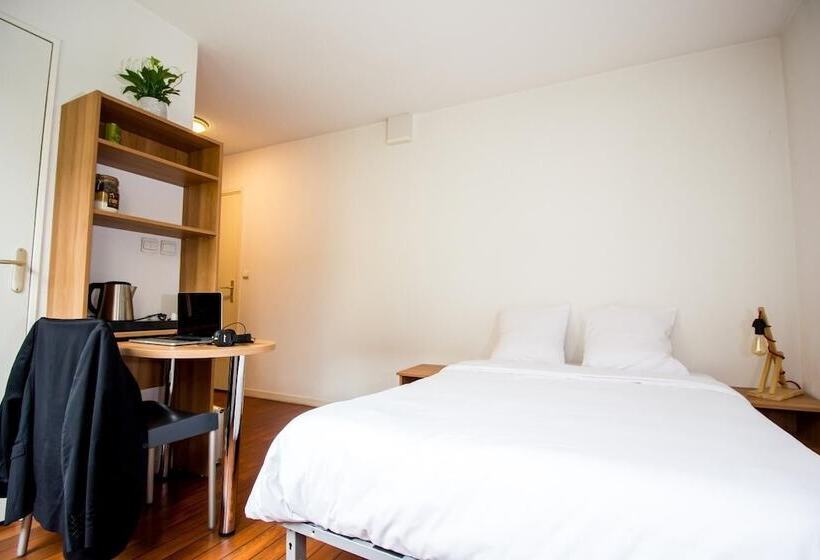 Studilodge   Zola Park