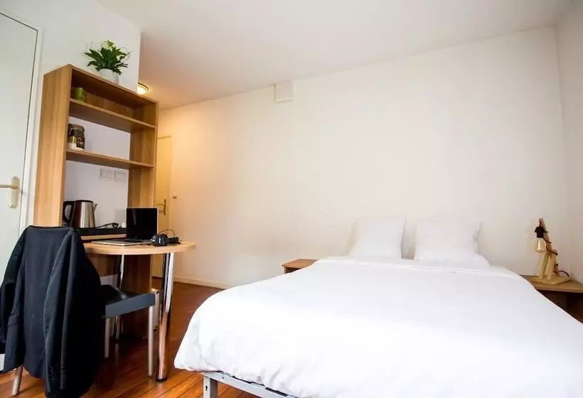 Studilodge   Zola Park