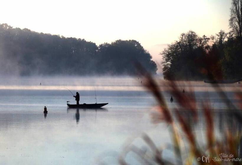 住宿加早餐 Les Arbres Rouges