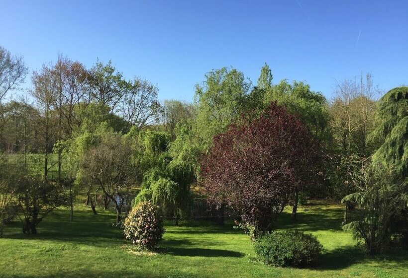 住宿加早餐 Les Arbres Rouges