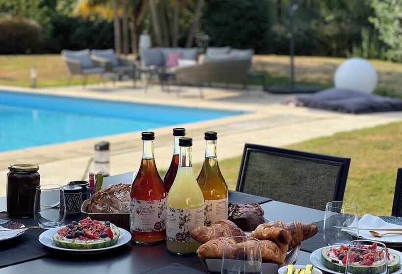 住宿加早餐 Les Arbres Rouges