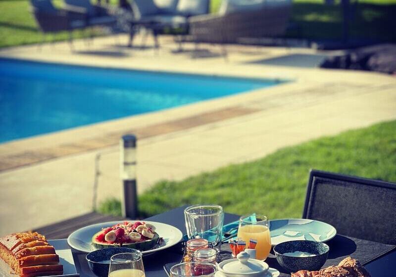 צימר Les Arbres Rouges