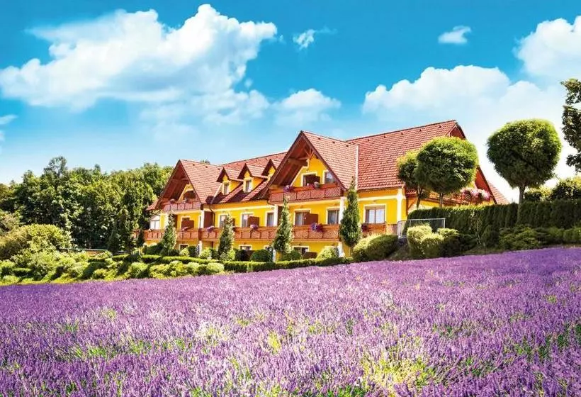 Hotelli Maria Theresien Hof Loipersdorf