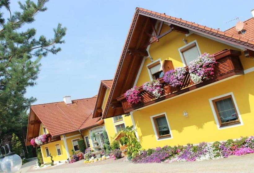 هتل Maria Theresien Hof Loipersdorf