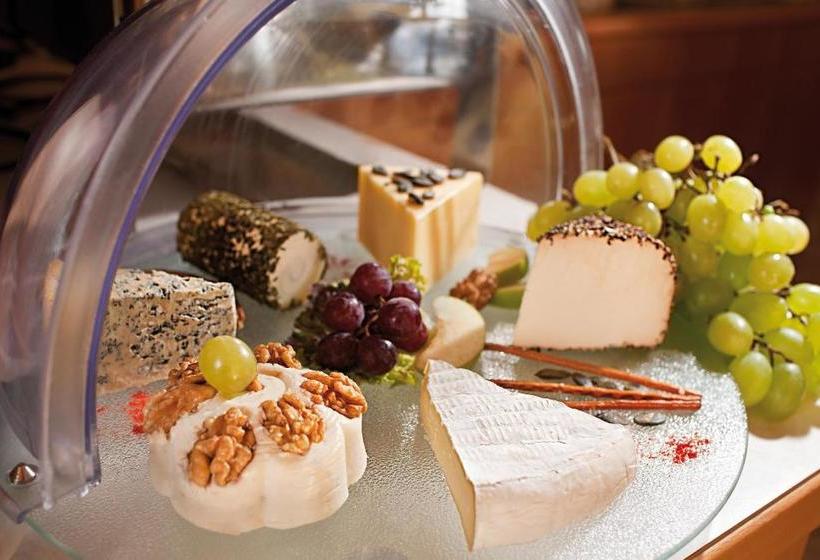 هتل Maria Theresien Hof Loipersdorf