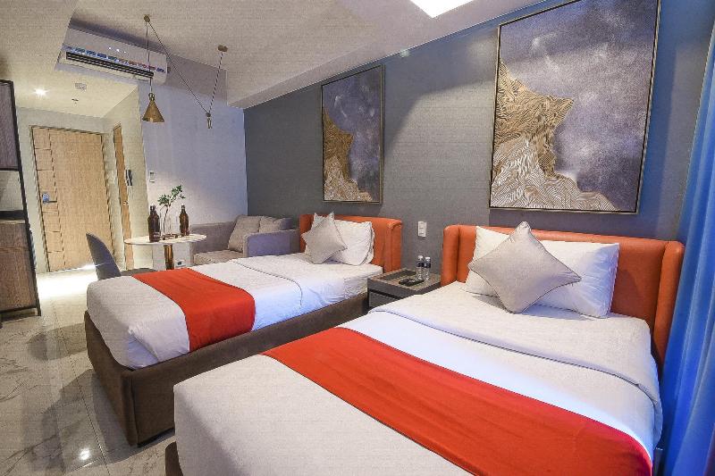 Hotel The Pacific Skyloft