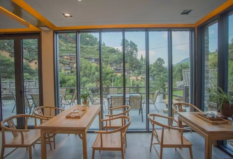 ペンション Cloud Valley House