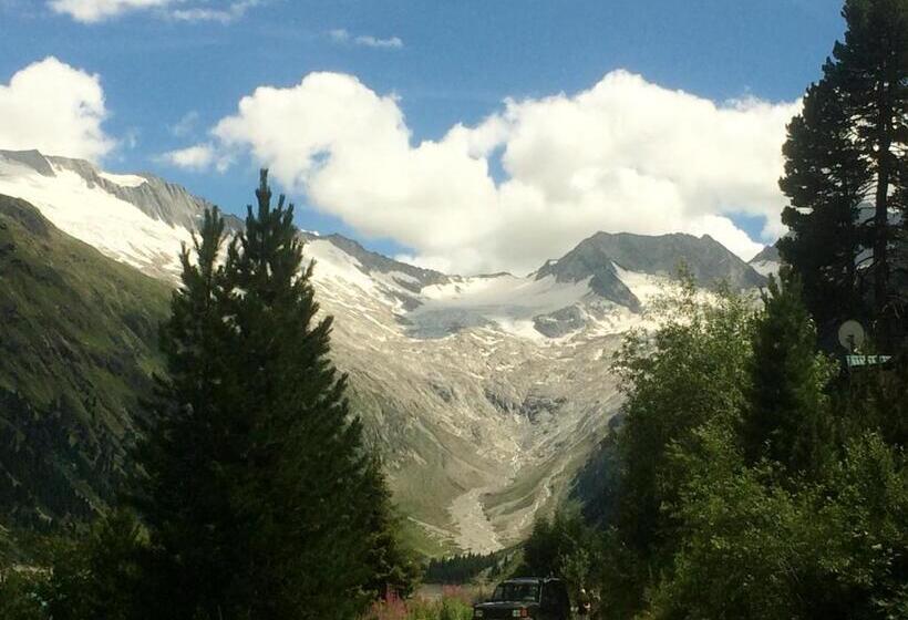 ペンション Gästehaus Regina