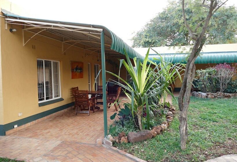 پانسیون Inkindaba Guest House