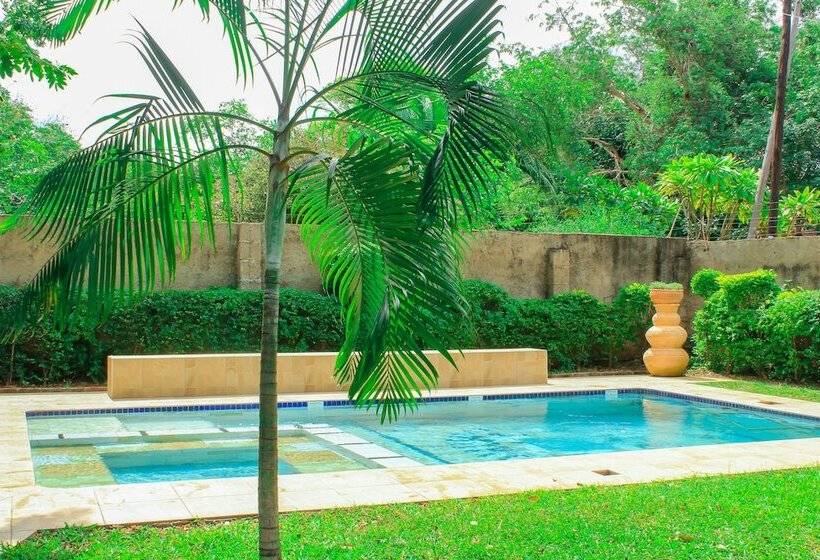 پانسیون Inkindaba Guest House