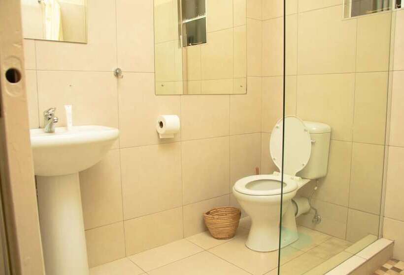 پانسیون Inkindaba Guest House