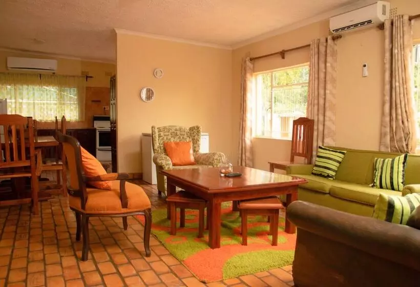 پانسیون Inkindaba Guest House