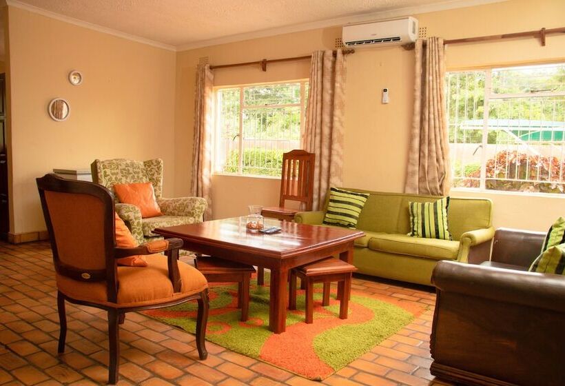 پانسیون Inkindaba Guest House