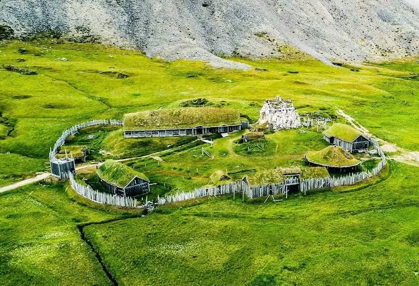 پانسیون Viking Cafe Guesthouse