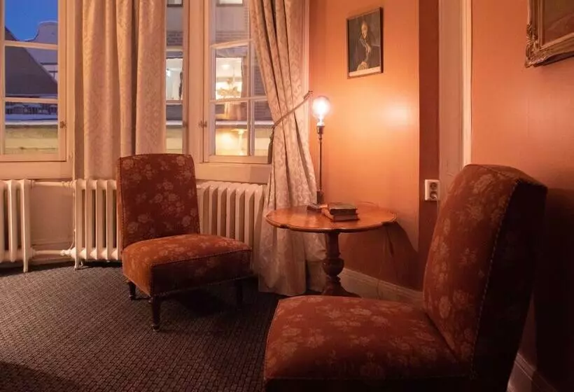 ベッドアンドブレックファースト Leopold Boutique