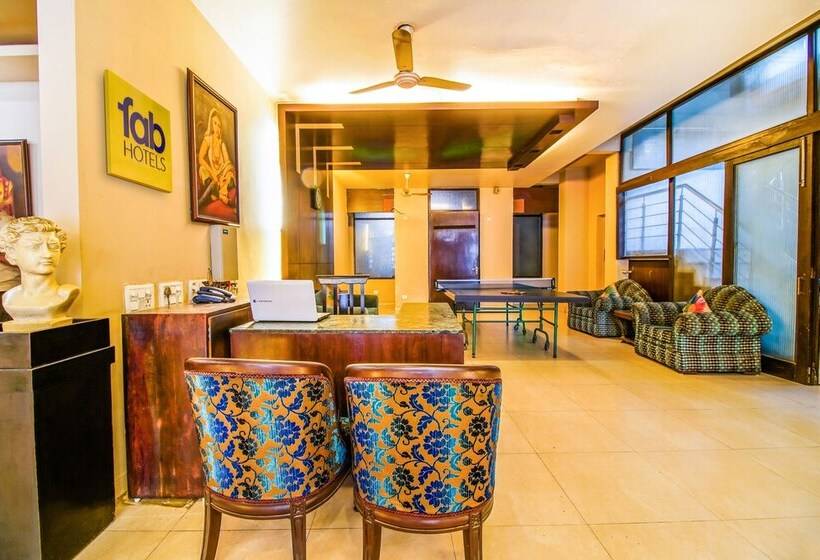 Fabhotel Tavisha Villa