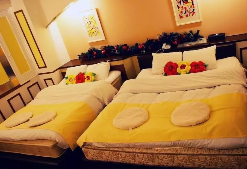 ホテル First Inn Adults Only