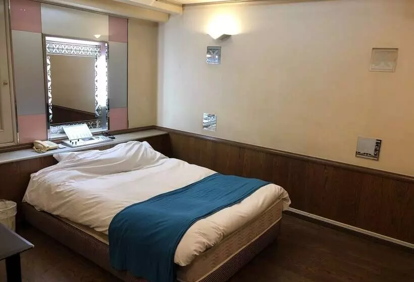 ホテル First Inn Adults Only