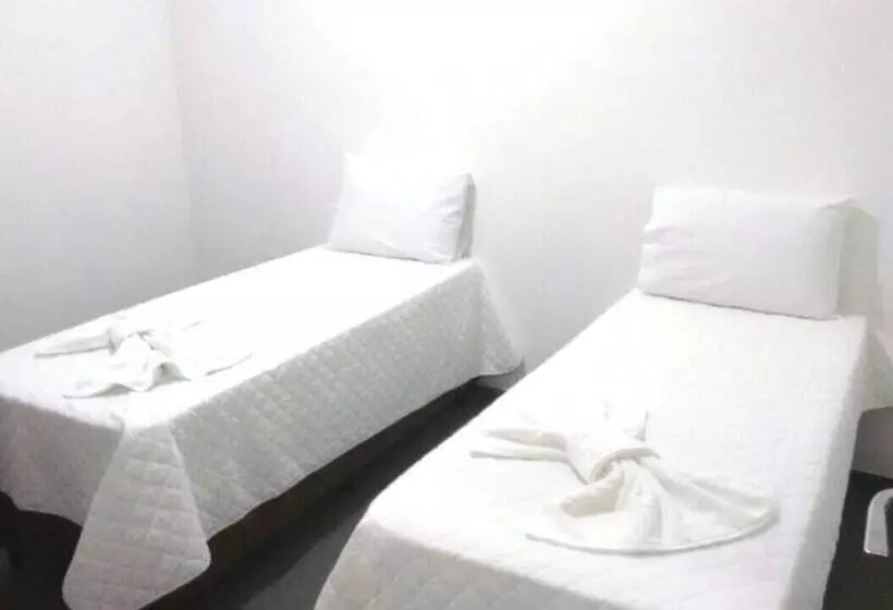 ホテル Pousada Tucano