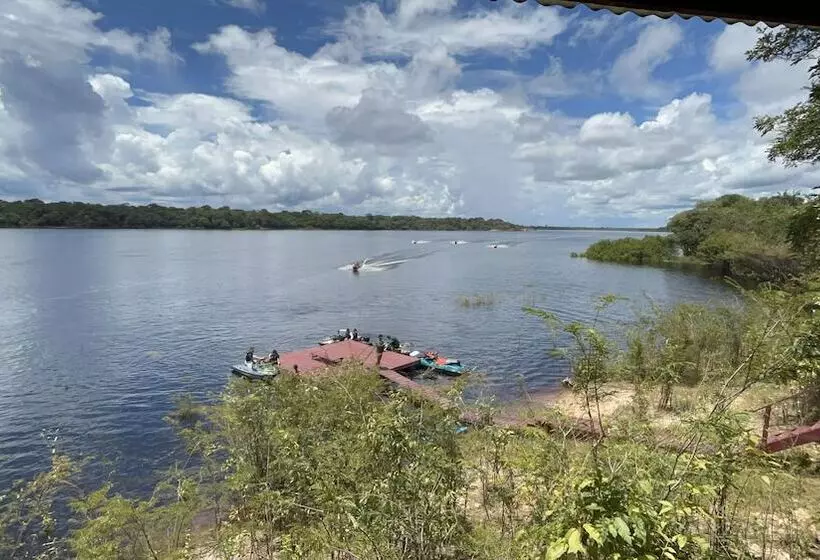 Hotelli Vista Do Lago Jungle Lodge