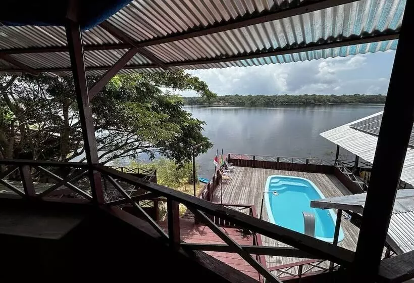 Hotelli Vista Do Lago Jungle Lodge