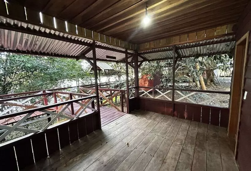 Hotelli Vista Do Lago Jungle Lodge