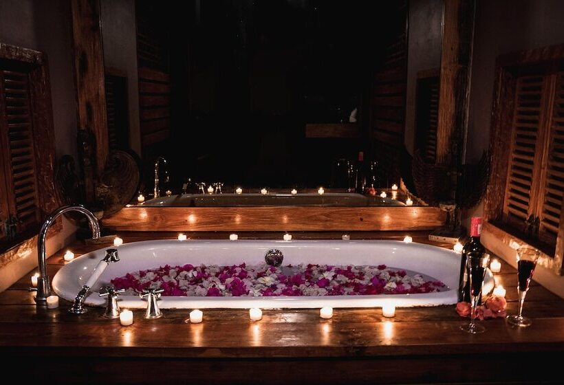 Luxury Villa Bhuvana