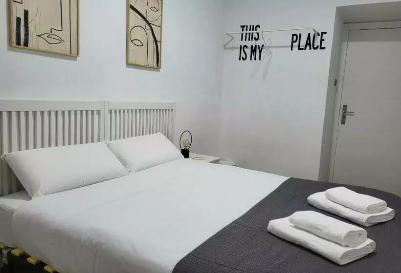 پانسیون Casa Mila Sv19 Guesthouse