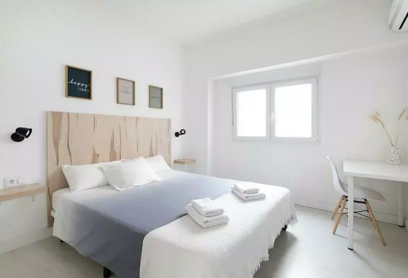 پانسیون Casa Mila Sv19 Guesthouse