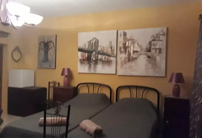 پانسیون Casa Noella