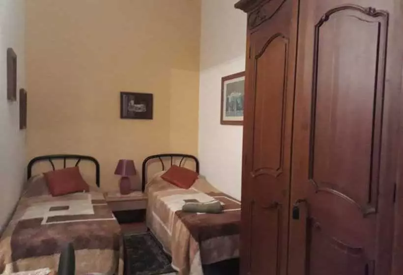 پانسیون Casa Noella
