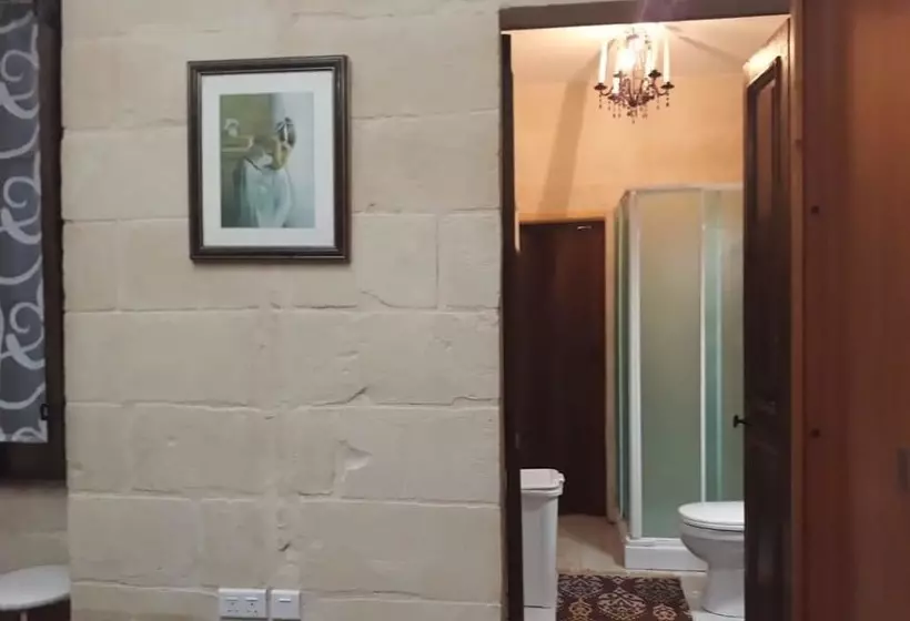 پانسیون Casa Noella