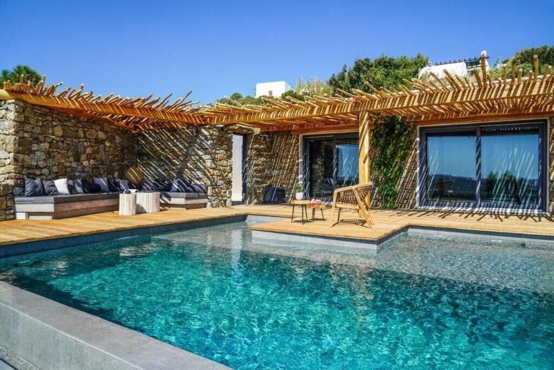 بنسيون Ikies Of Mykonos