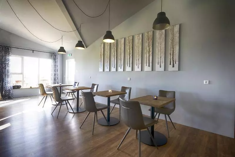پانسیون Loa´s Nest Guesthouse