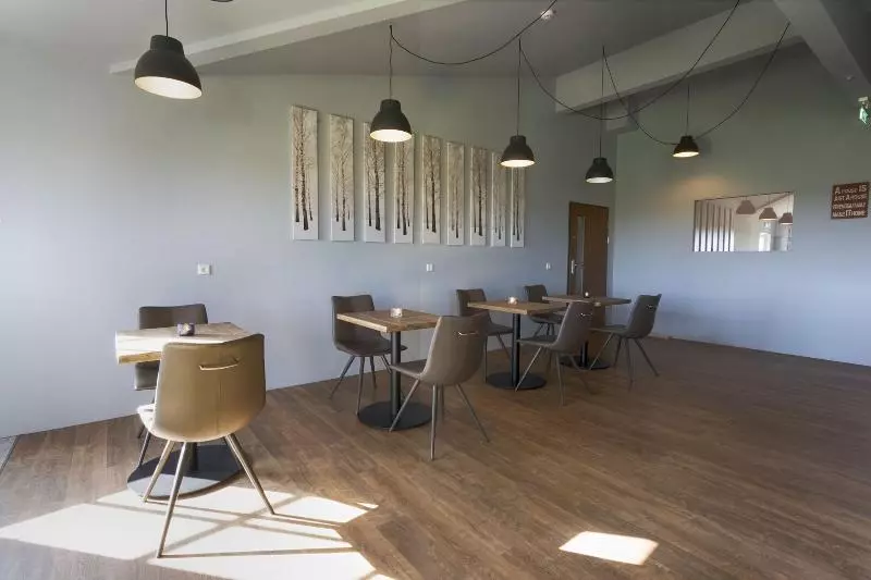 پانسیون Loa´s Nest Guesthouse