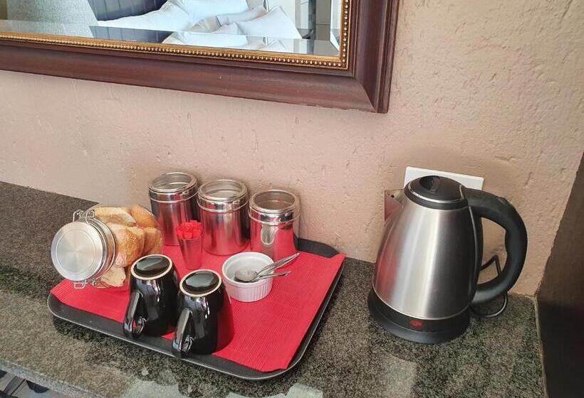 Pension (Hôtel basse catégorie) Weston Guest House Krugersdorp