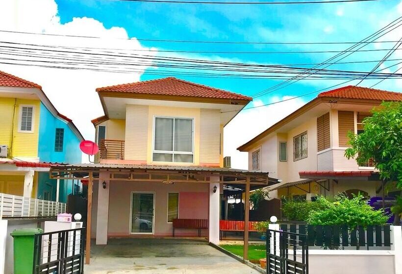 بنسيون Little Tokyo House