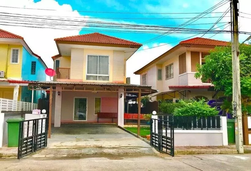 ペンション Little Tokyo House
