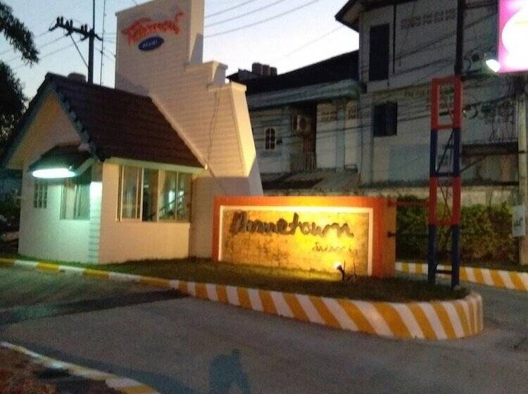 بنسيون Little Tokyo House