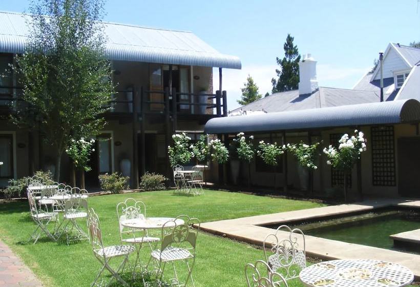 Pension Shady Pines Guest House