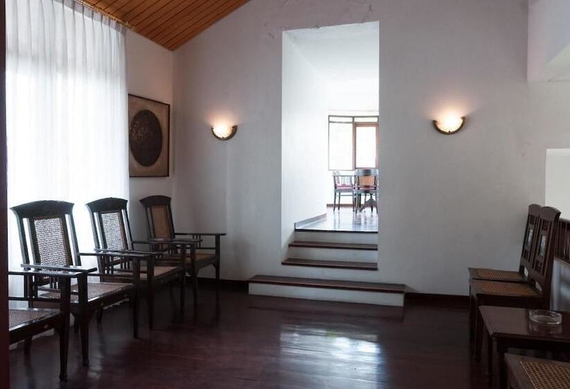 Villa Lovender Klub Bunga A14