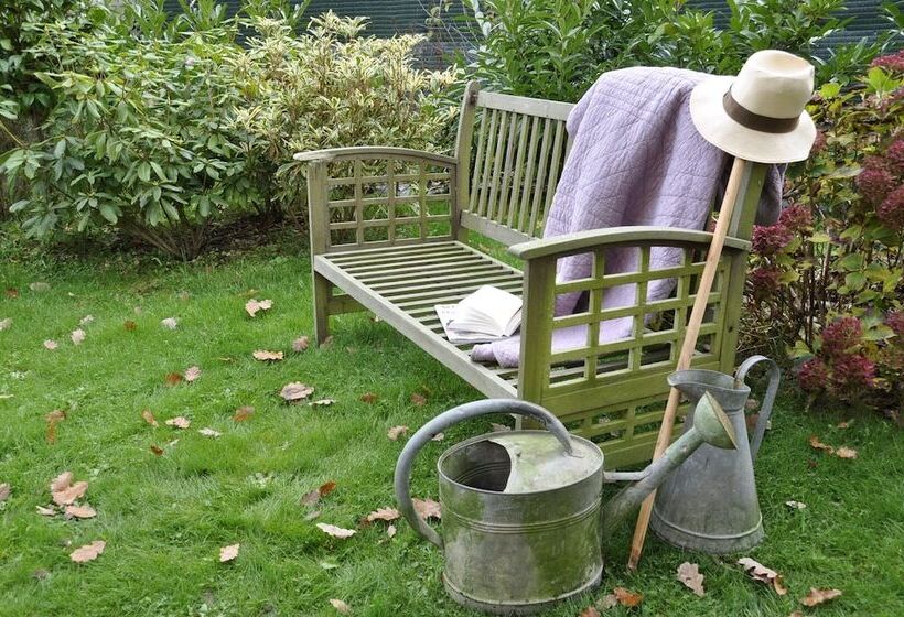 مبيت وإفطار Au Jardin De Lisa