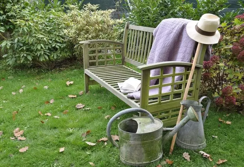 Aamiaismajoitus (B&B) Au Jardin De Lisa