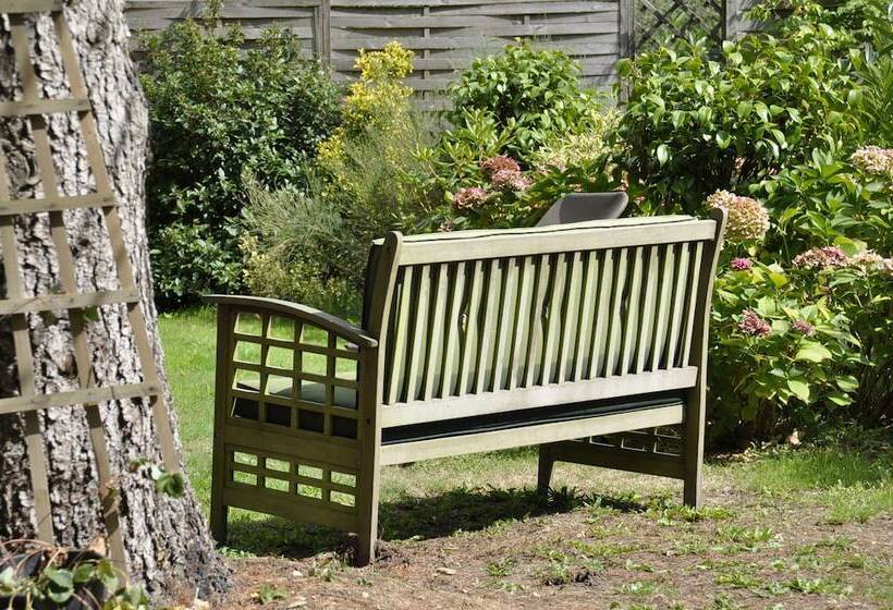 مبيت وإفطار Au Jardin De Lisa