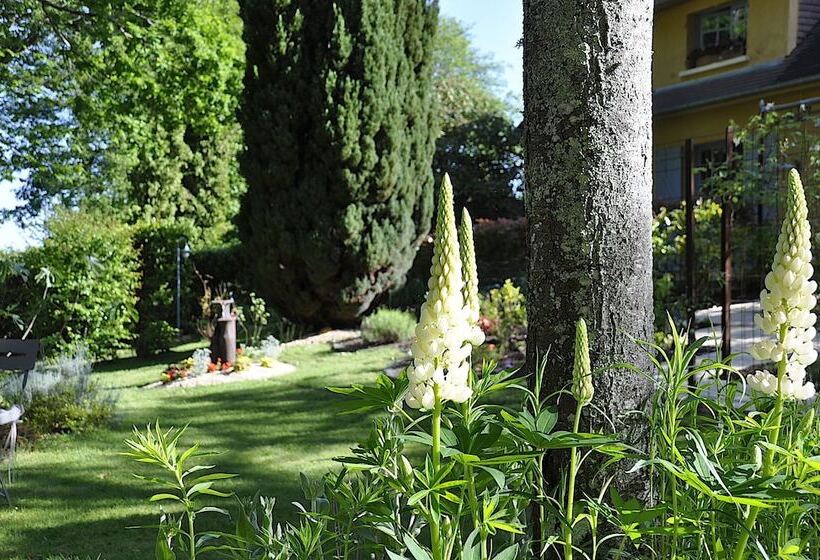 مبيت وإفطار Au Jardin De Lisa