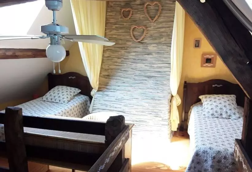 Aamiaismajoitus (B&B) Chambres D'hotes La Merais